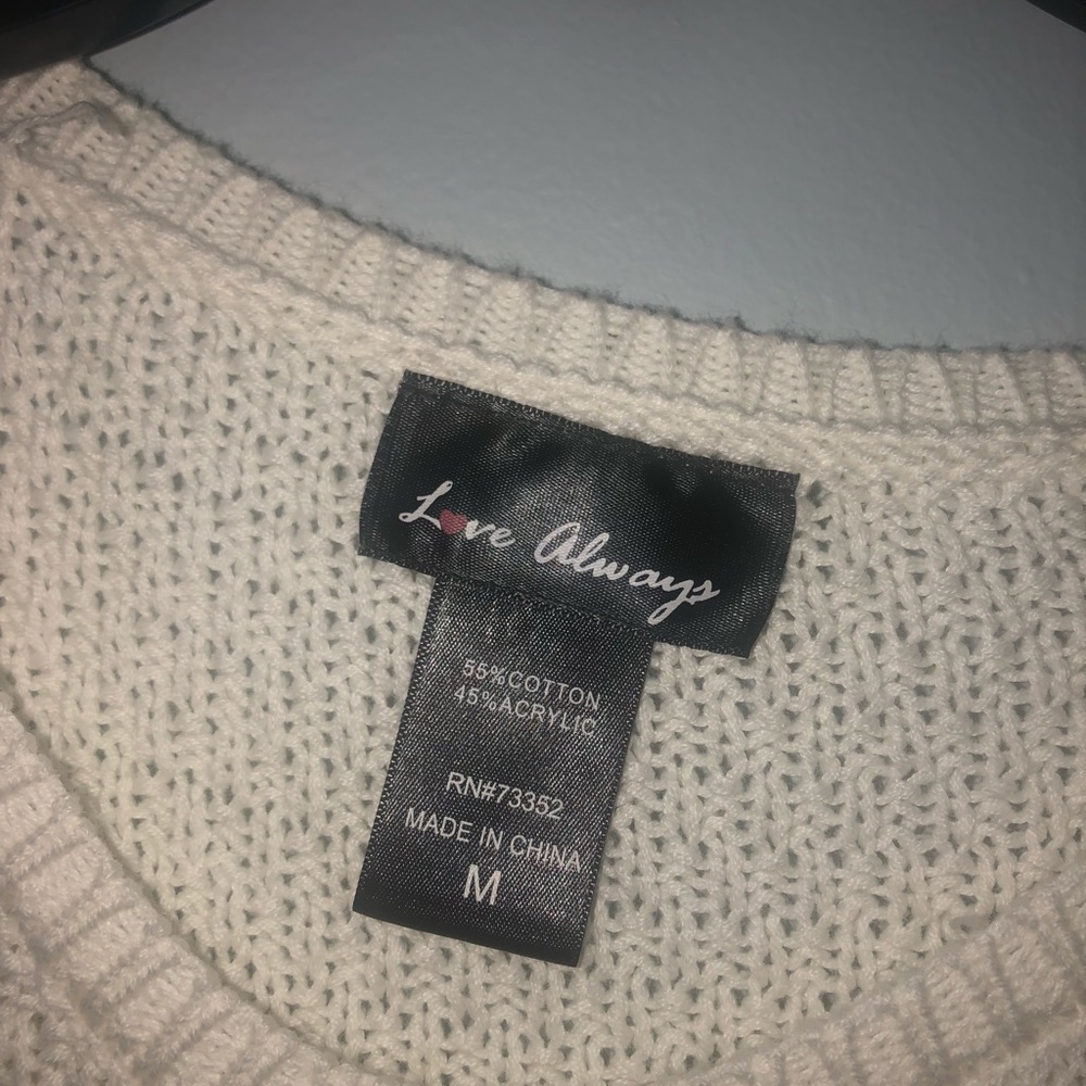 sweater - Picture 2 of 2